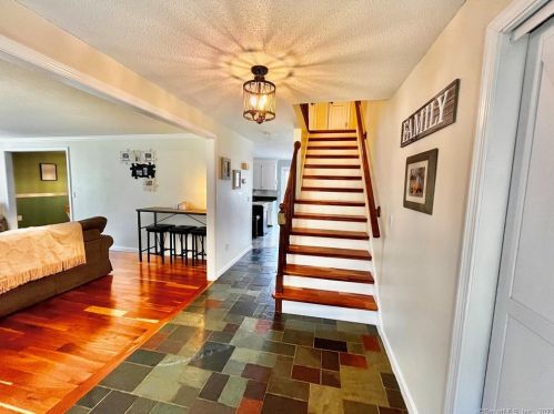 23 Birchwood Dr, Killingly CT  06241-2200 exterior