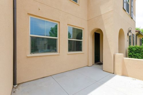 152 Borrego, Irvine, CA 92618-8887