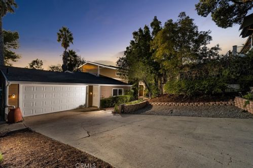 12795 Panorama Pl, Santa Ana, CA 92705-1335