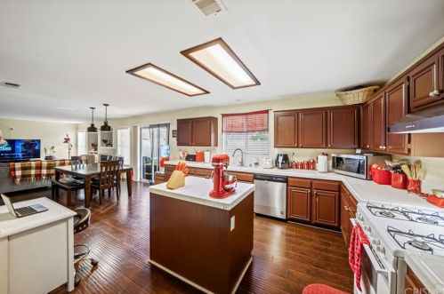 45441 Pickford Ave, Lancaster CA 93534-5147 exterior