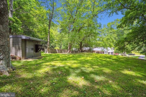 501 Apple Grove Rd, Silver Spring MD 20904-2753 exterior