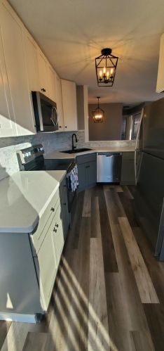 1576 Helmo Ave, Saint Paul MN  55128-5530 exterior