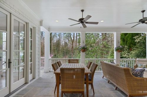 2672 Ellwood Dr, Atlanta GA  30305-3866 exterior