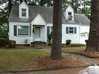 3576 Riverside Dr, Norfolk, VA 23502-4225