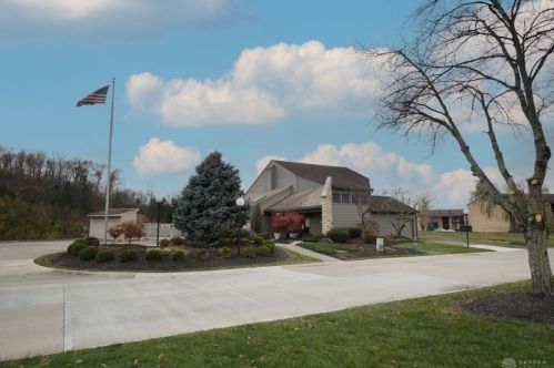 7214 Creekview Dr, Cincinnati OH  45247-2803 exterior