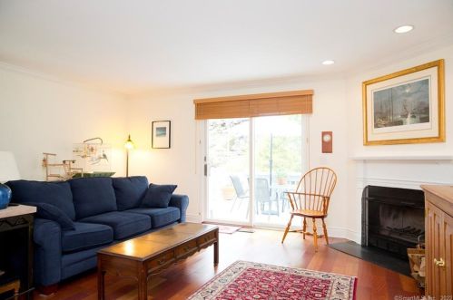 67 Riverside Ave, Norwalk, CT 06850-2647