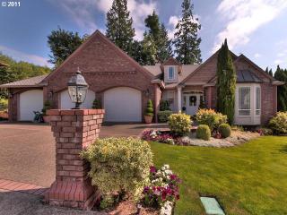 165 Avondale Way, Damascus, OR 97080
