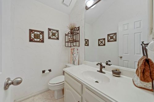 2121 Stradivarius Ln, Carrollton TX 75007-2218 exterior