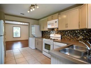 8511 Glencrest Ln, Dallas TX  75209-2631 exterior