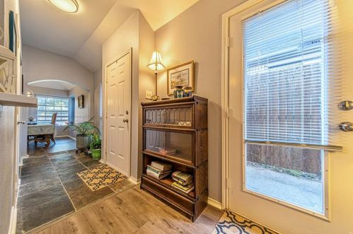 1305 Deville Cir, Garland TX 75043-1851 exterior