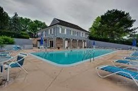 1530 Shire Cir, Palatine IL  60067-4749 exterior