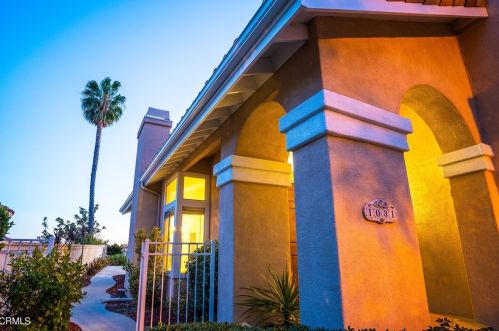 1031 Calle Contento, Glendale, CA 91208-3018
