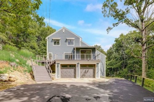 3 Fox River Xing, Mahwah, NJ 07430-2707