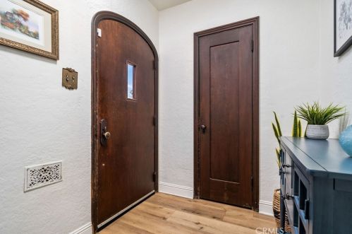 3980 Ramona Dr, Riverside CA  92506-1156 exterior