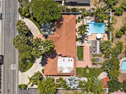 11411 Arroyo Ave, Santa Ana CA  92705-2469 exterior