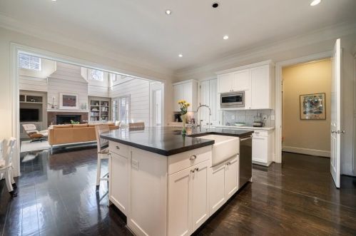 3066 Arden Rd, Atlanta GA  30305-1914 exterior