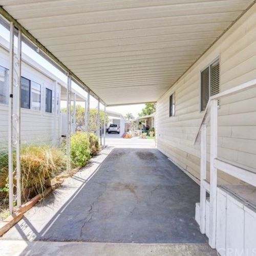 6241 Warner Ave, Huntington Beach CA  92647-5101 exterior