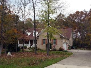 5901 Newell Dr, Monroe, NC 28112-6768