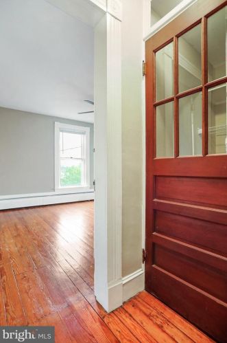 328 Mildred St, Charles Town WV  25414-1834 exterior