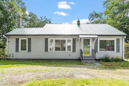 201 Dunstable Rd, Nashua, NH 03062-2339