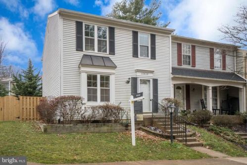 10439 Todman Landing Ct, Springfield, VA 22015-2562