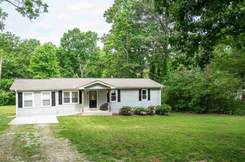 173 Moss Ferry Rd, Villa Rica, GA 30180-3826