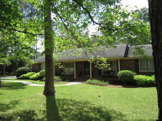 107 Moore St, Sylvester, GA 31791-1335