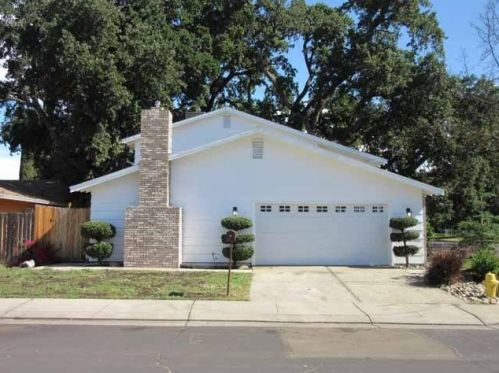9301 Davis Rd, Stockton, CA 95209-1809
