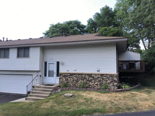 1647 Hickory Hill Dr, Saint Paul MN  55122-2527 exterior