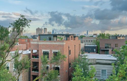 732 Aldine Ave, Chicago IL  60657-3412 exterior