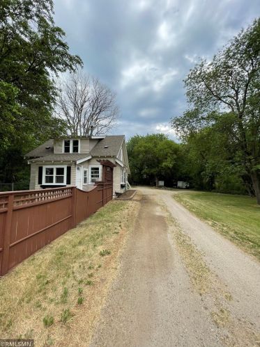 6084 County Road 3, Cokato, MN 55321-4307