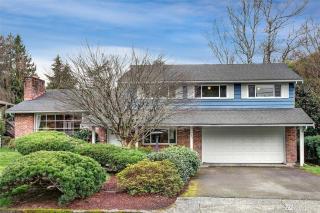4223 103rd Pl, Seattle, WA 98125-8145
