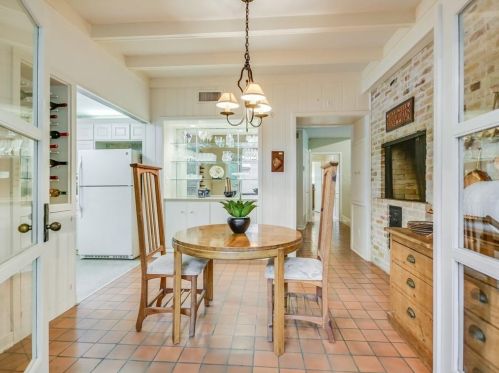 2209 Bowman Ave, Austin TX  78703-2309 exterior