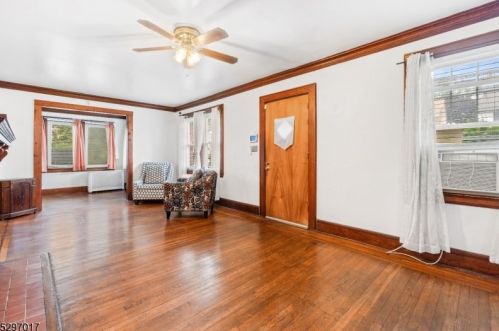 24 Midland Pl, Newark, NJ 07106-2804