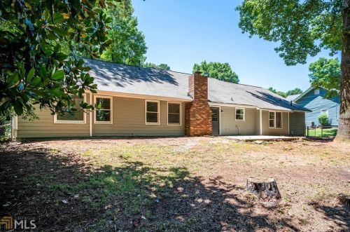1428 Hillside Pl, Conyers GA  30094-2573 exterior