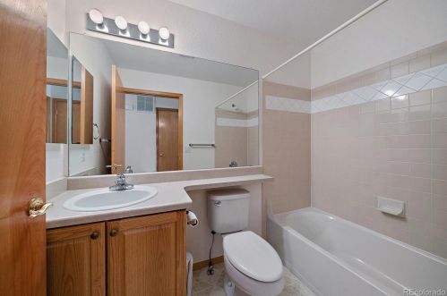 7751 Biloxi Way, Denver CO 80016-7101 exterior