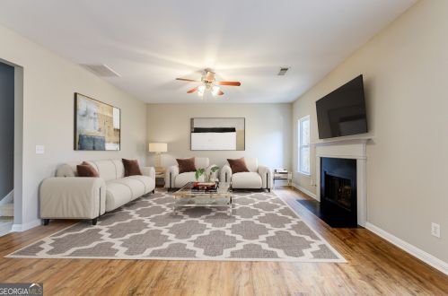 270 Fairpointe Pl, Suwanee, GA 30024-6896