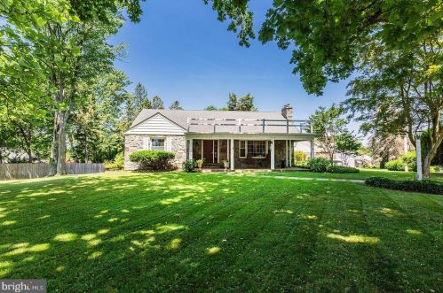 274 Redwood Dr, Lancaster, PA 17603-4231