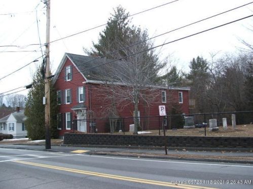 22 West St, Biddeford, ME 04005-3832