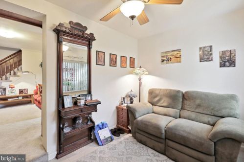 8309 Haddon Dr, Silver Spring, MD 20912-7322