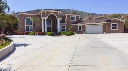 8097 Reche Canyon Rd, Colton, CA 92324-9684
