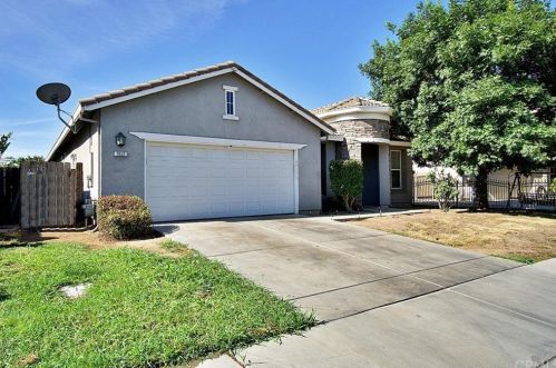 1022 San Ramon Ave, Madera, CA 93637-6243