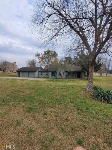 245 Bear Creek Trl, Hampton, GA 30228-2265