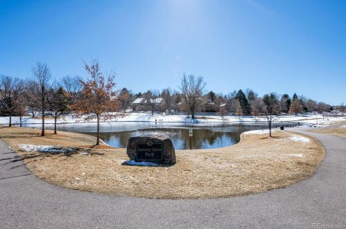 6068 Clinton Ct, Englewood CO 80111-5217 exterior