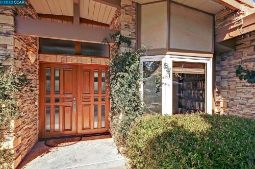 105 Ardith Dr, Orinda, CA 94563-4201