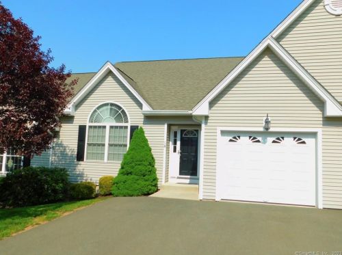 30 Prosperity Ct, Southington CT  06489-3747 exterior