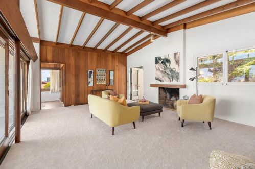 2024 Manoa Rd, Honolulu HI  96822-2120 exterior