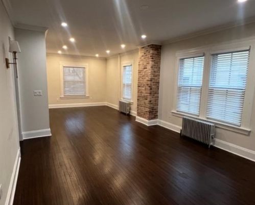 27 Midland Ave, Montclair NJ  07042-2817 exterior
