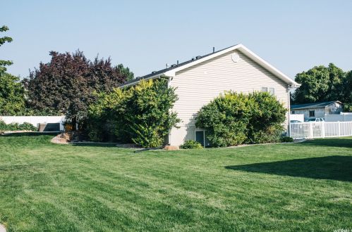 165 400, Smithfield UT 84335-1350 exterior