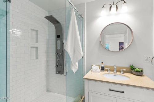 1133 Cordova Ave, Glendale CA  91206-2114 exterior